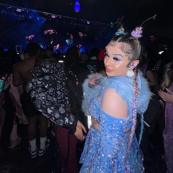 Baby Blue Sequin Fields Skirt - Picture 3 of 4